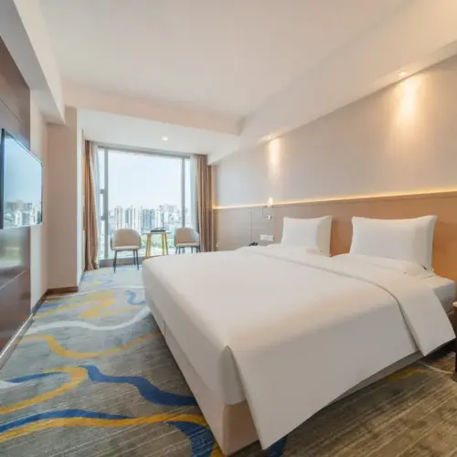 Deluxe City View King Room