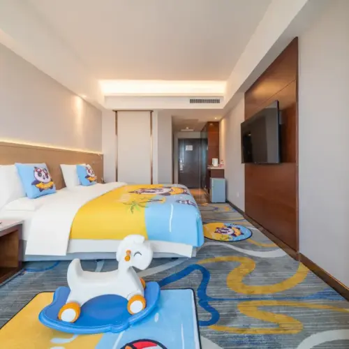 Exceptional City-View Family Double Bed Room