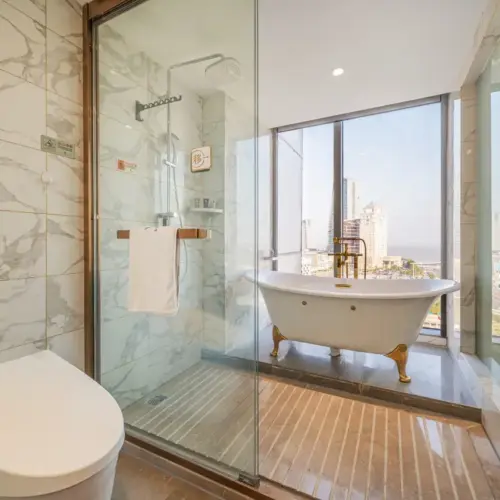 Executive Double Bed Room (Screen Projection TV + Panoramic Floor-to-Ceiling Window + Large Bathtub + Smart Toilet)