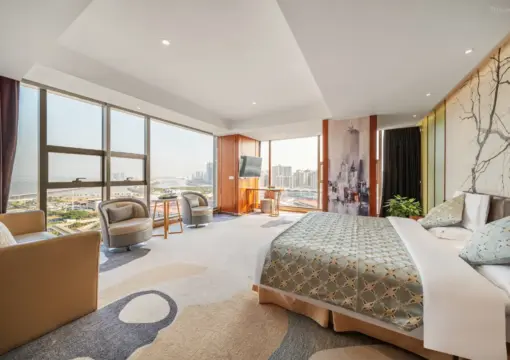 Executive Double Bed Room (Screen Projection TV + Panoramic Floor-to-Ceiling Window + Large Bathtub + Smart Toilet)