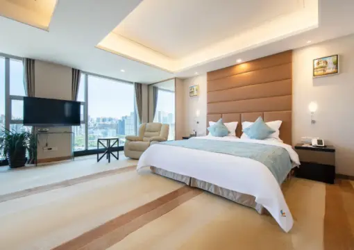 Executive Double Bed Room (Screen Projection TV + Panoramic Floor-to-Ceiling Window + Large Bathtub + Smart Toilet)