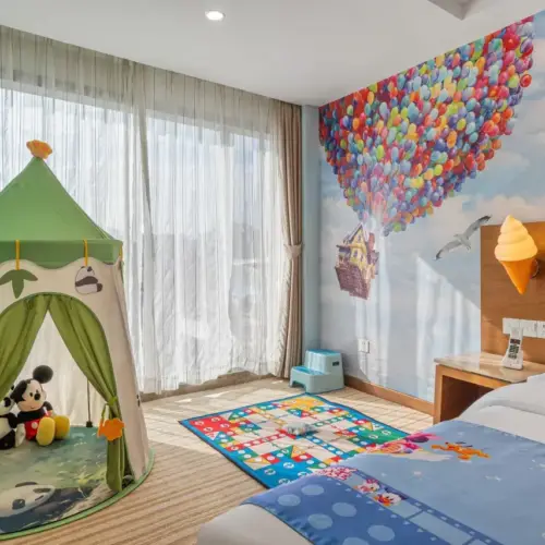 Premier Family Friendly Suite – Sea-View (2 Beds)