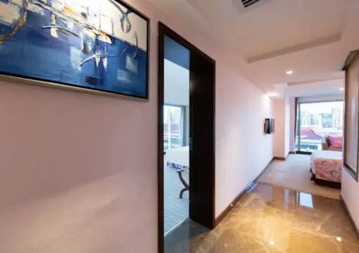 Premier Family Friendly Suite – Sea-View (2 Beds)