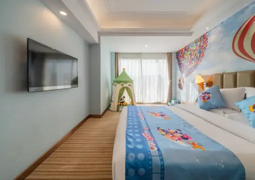 Premier Family Friendly Suite – Sea-View (2 Beds)