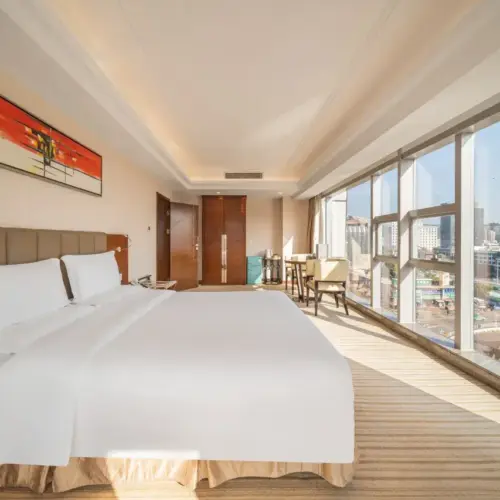 Premier Family Friendly Suite – Sea-View (2 Beds)